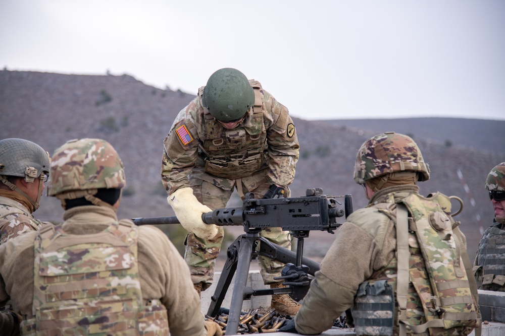 115th Maintenance Company conducts weapons training