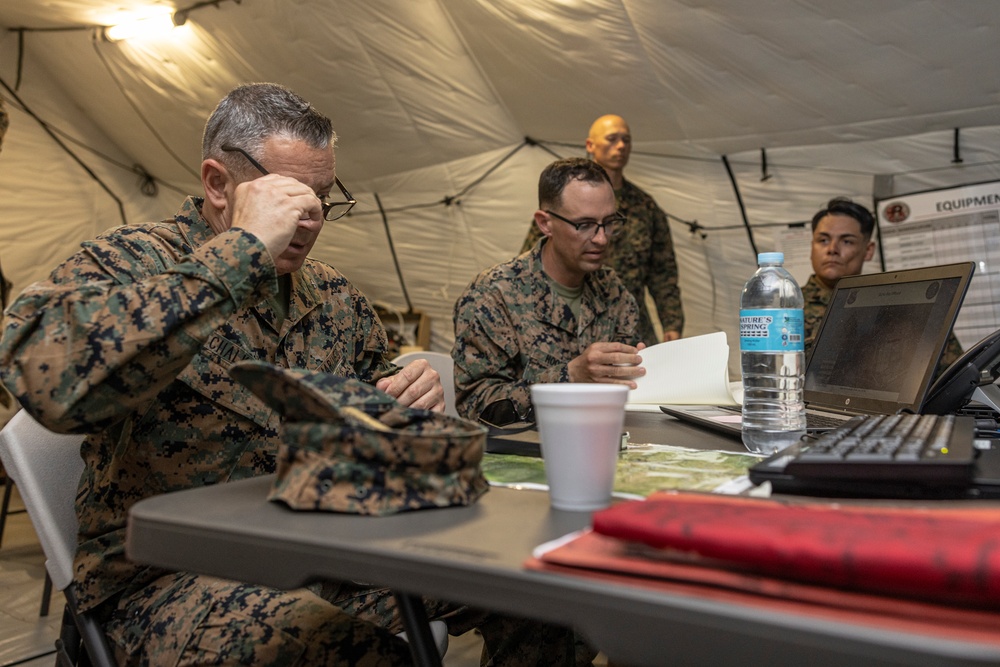 3d MLG General and AFP Chief of Staff visit Camp Agnew