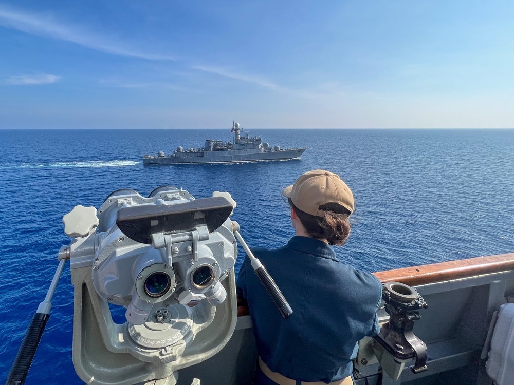 USS Chung Hoon conducts underway training with BRP Conrado Yap.