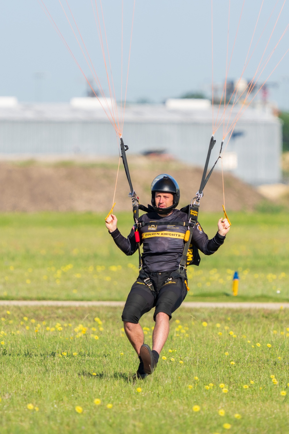 Army Golden Knights jump in San Antonio ahead of Fiesta