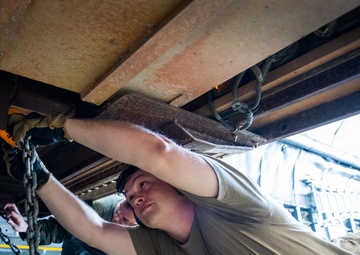C-5 heavy cargo training
