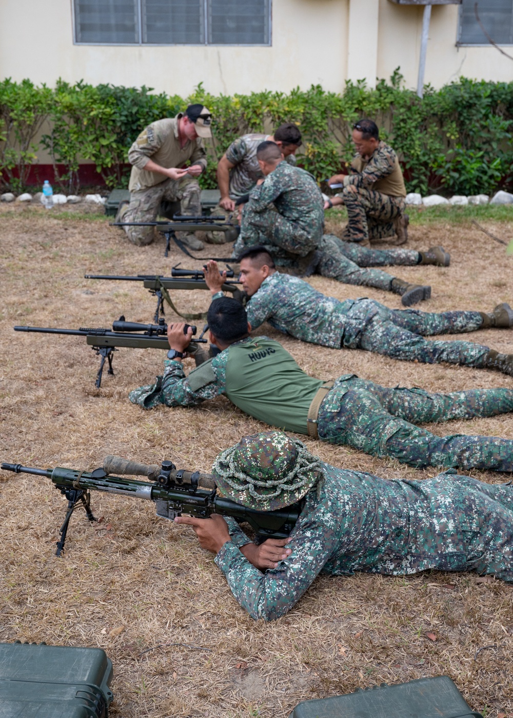 Balikatan 23 | NSW, MARSOC conduct weapons, medical training with AFP NAVSOU