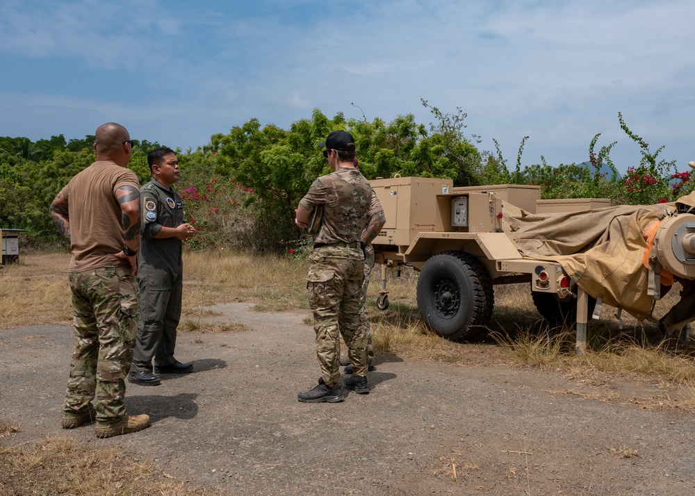 Balikatan 23 | NSW, NAVSOU conduct mission planning, UAS capabilities