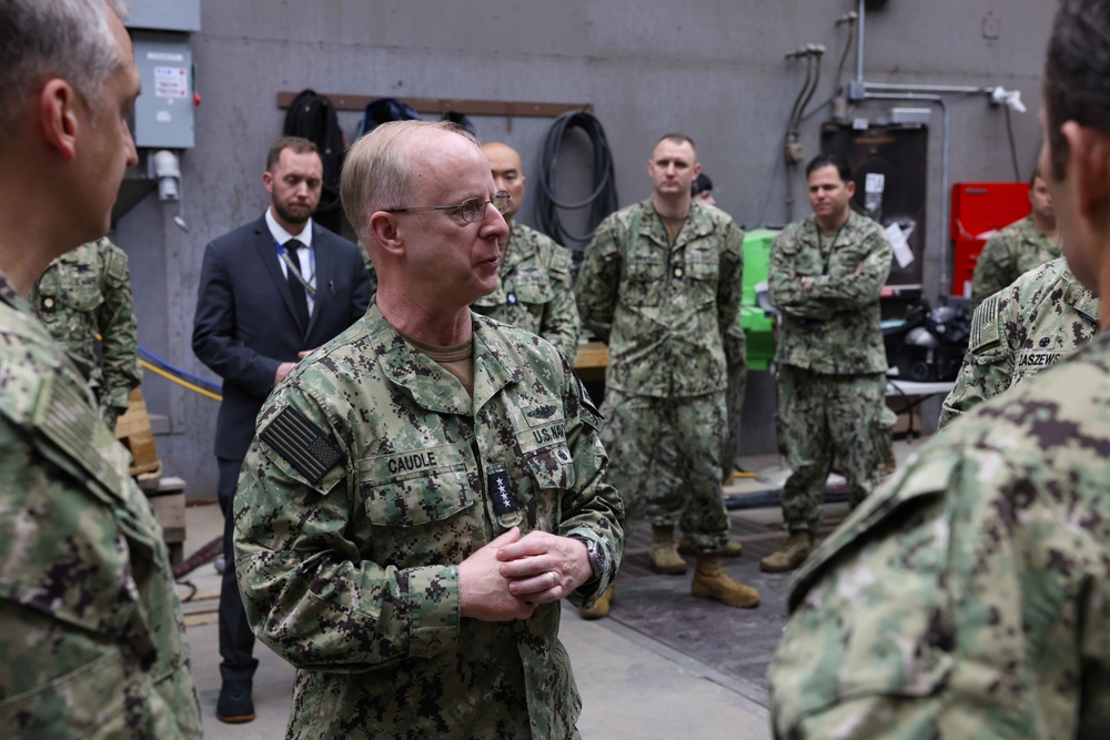 Adm. Daryl Caudle Visits Naval Special Warfare