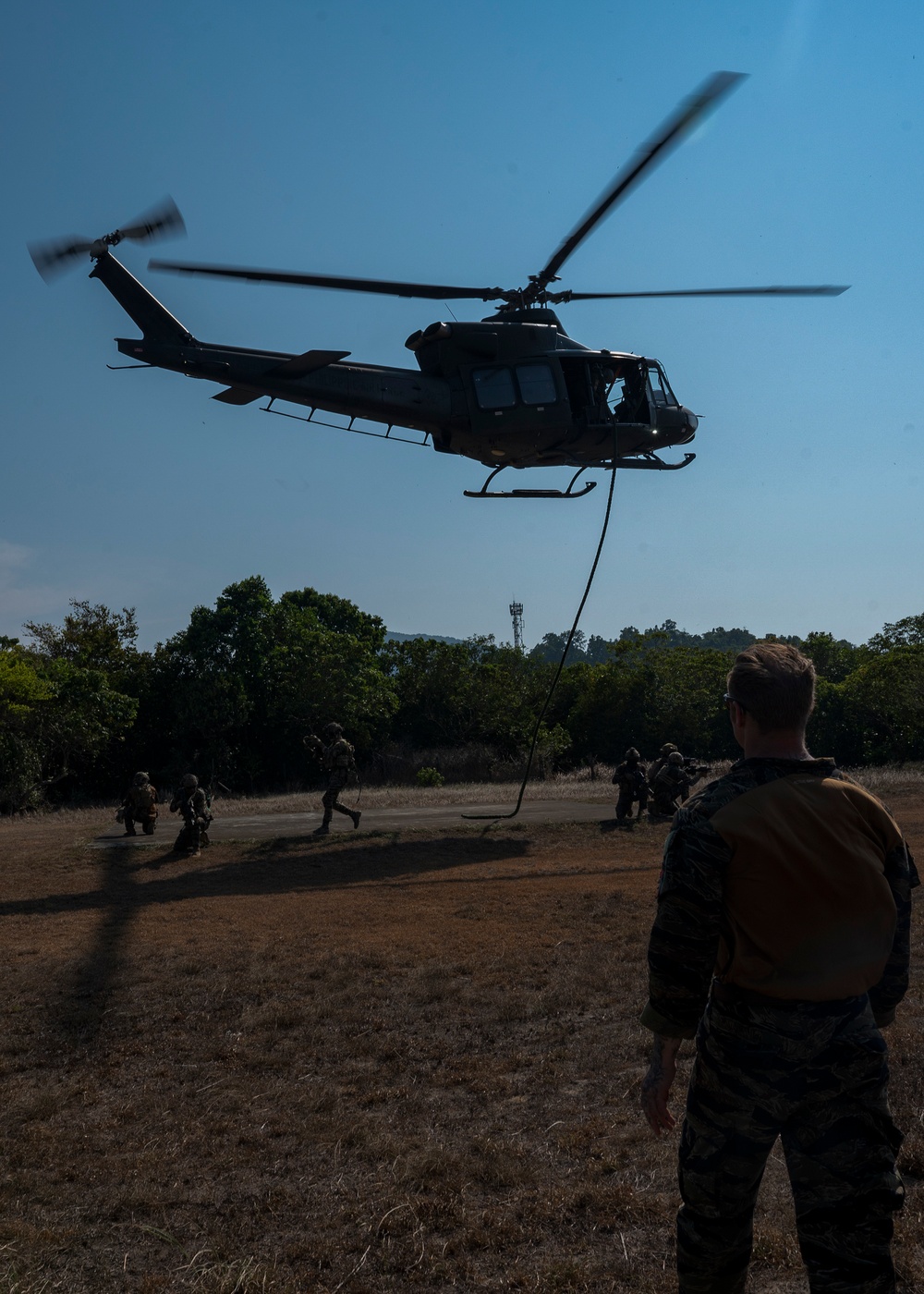 Balikatan 23 | NSW, NAVSOU conduct GOPLAT mission planning, fast rope helicopter drills