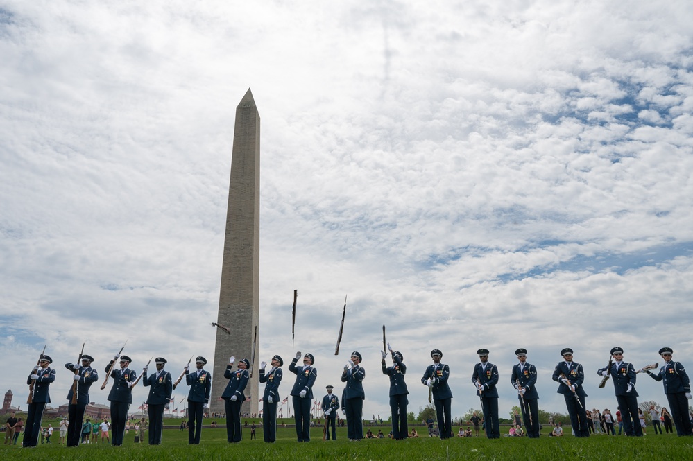 U.S. Air Force Honor Guard Drill Team competes at Joint Services Drill Exhibition