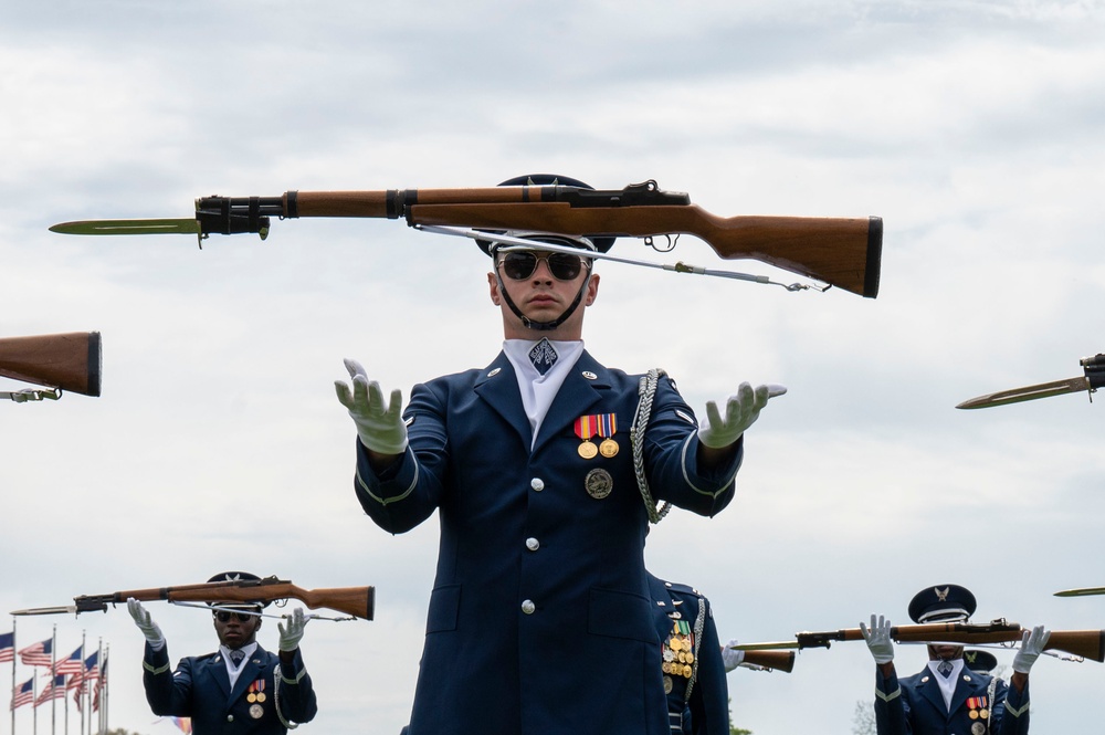 U.S. Air Force Honor Guard Drill Team competes at Joint Services Drill Exhibition