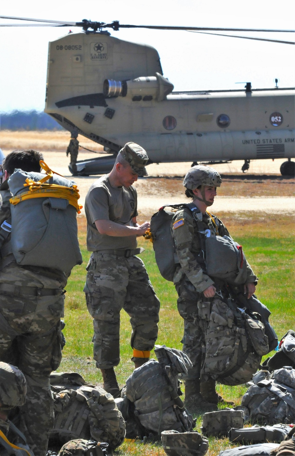 Fort Dix – 404 CA Bn. (USAR) Airborne operation. Coyle Airfield, 14 APR 2023