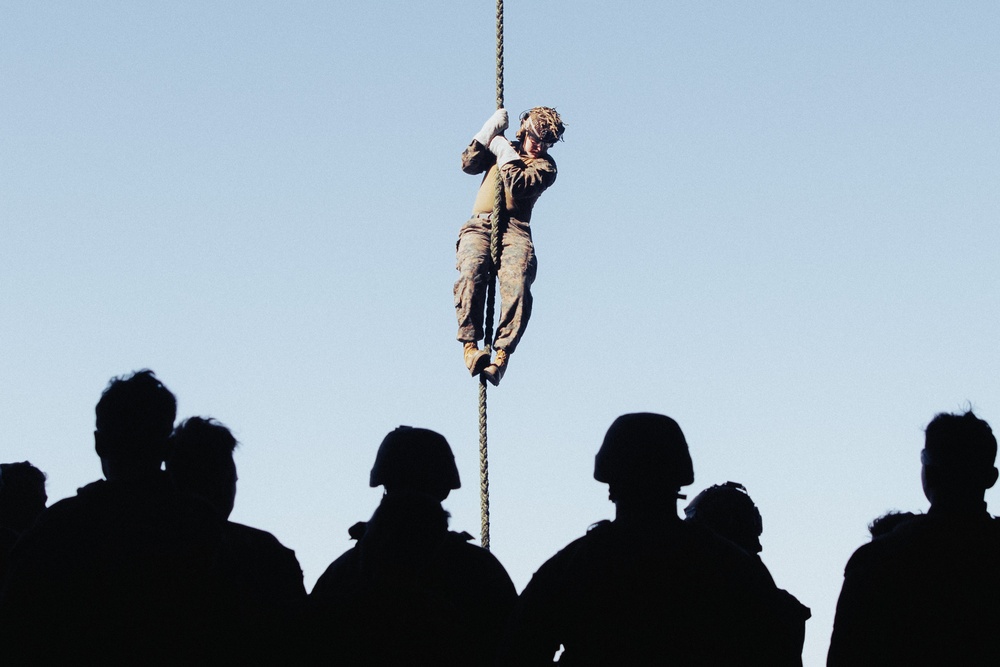 26th MEU Conducts Fast Rope Training Aboard USS Bataan