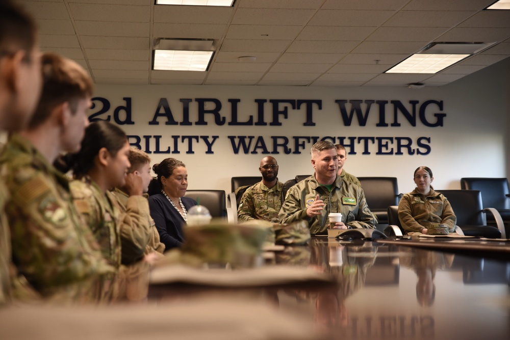 University of Washington AFROTC experiences local training mission at McChord