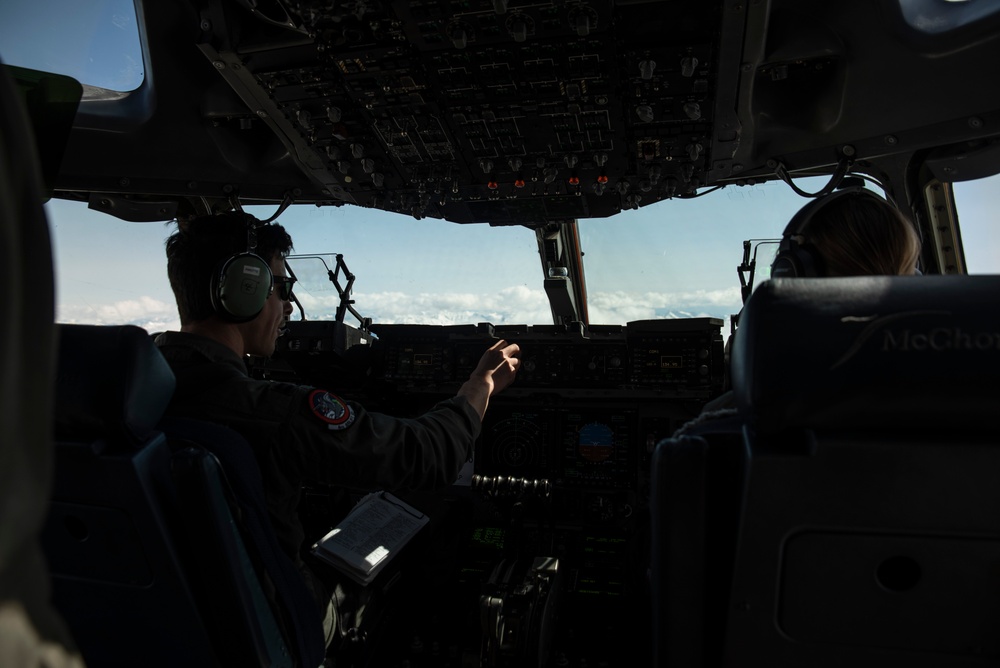 University of Washington AFROTC experiences local training mission at McChord