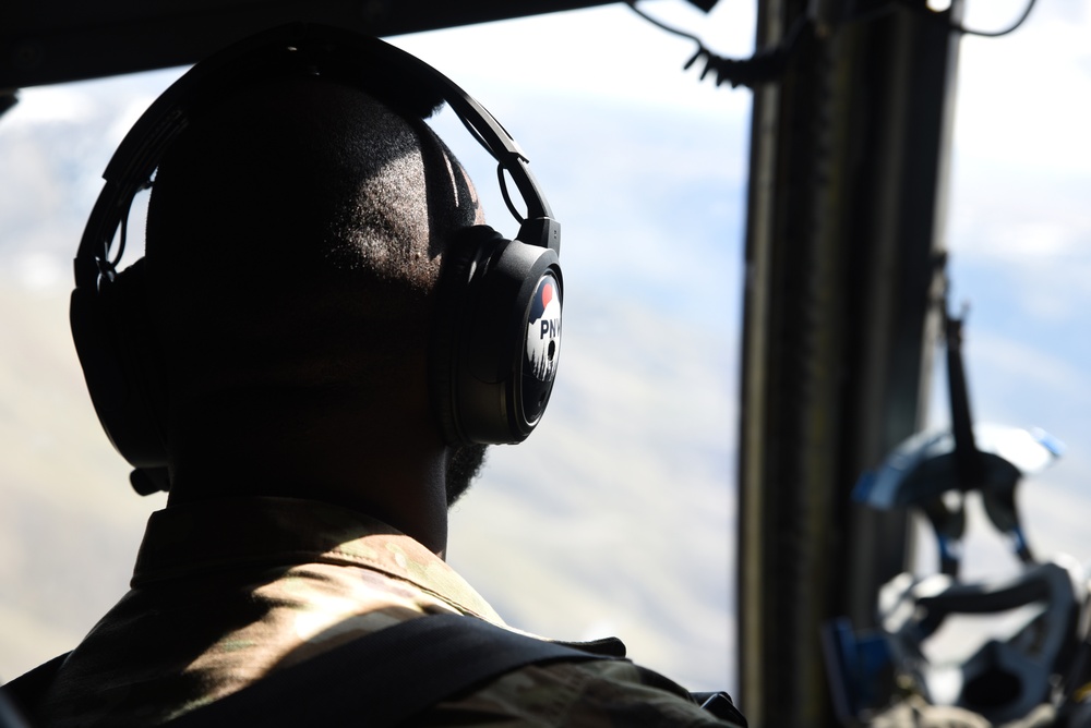 University of Washington AFROTC experiences local training mission at McChord