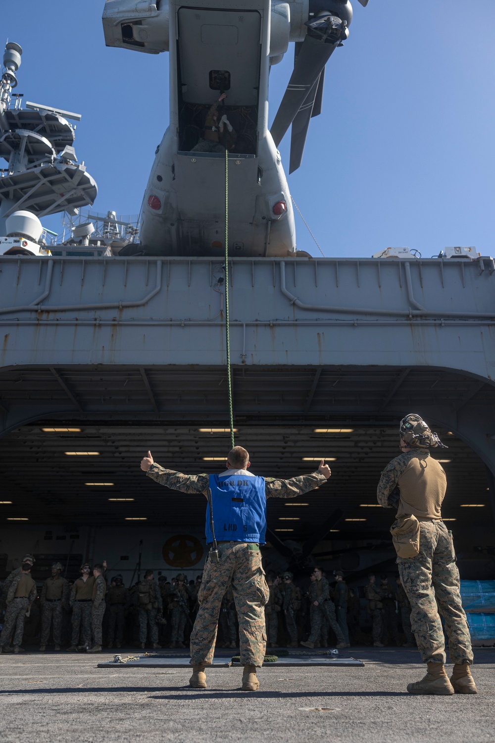 26th MEU Conducts Fast Rope Training Aboard USS Bataan