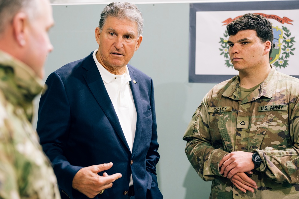 Congressional Delegation visits U.S. base in Poland