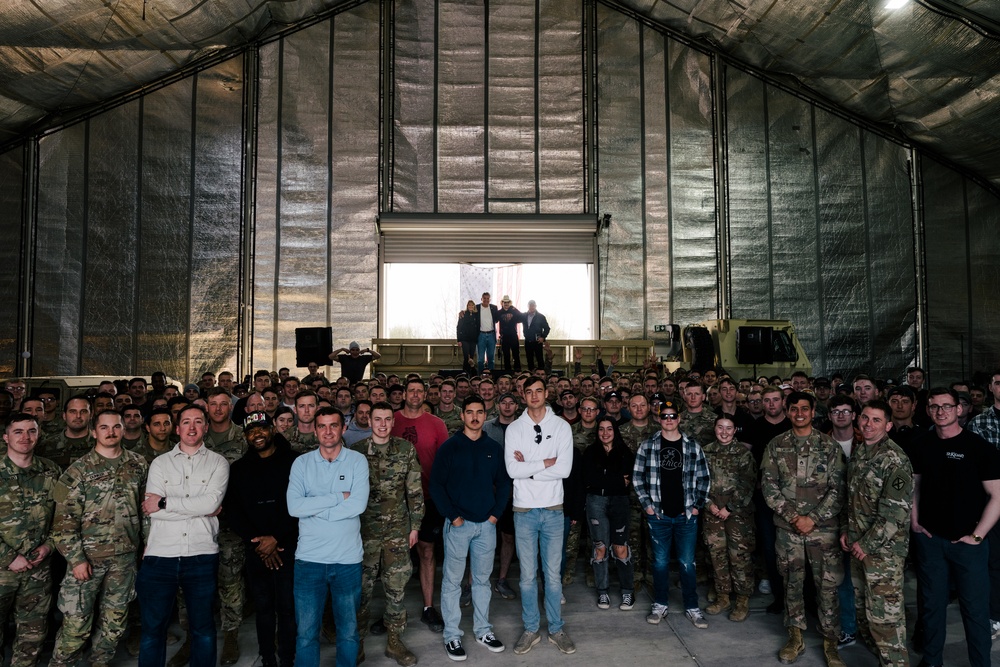 Congressional Delegation visits U.S. base in Poland