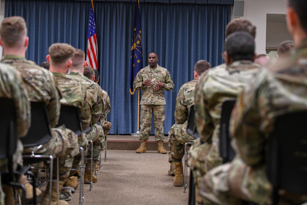 Air National Guard Command Chief visits the 181st Intelligence Wing