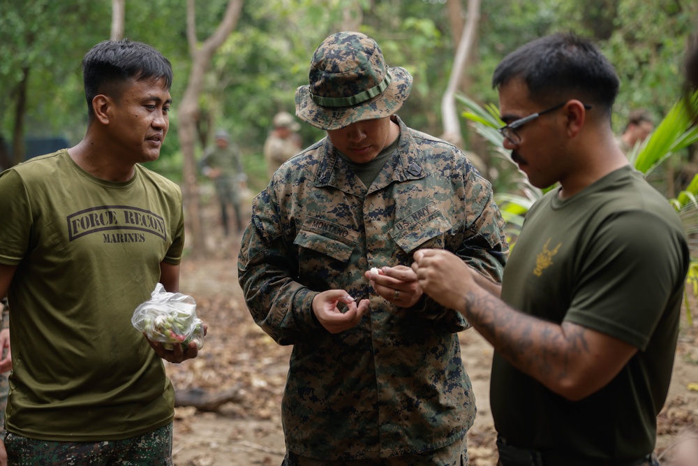 Balikatan 23 | 3d Reconnaissance Battalion bilateral jungle survival training