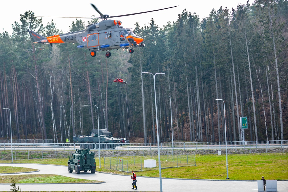 Polish and U.S. Forces Showcase Poland’s Powerful Land, Air and Sea Capabilities in Exercise ZALEW 23