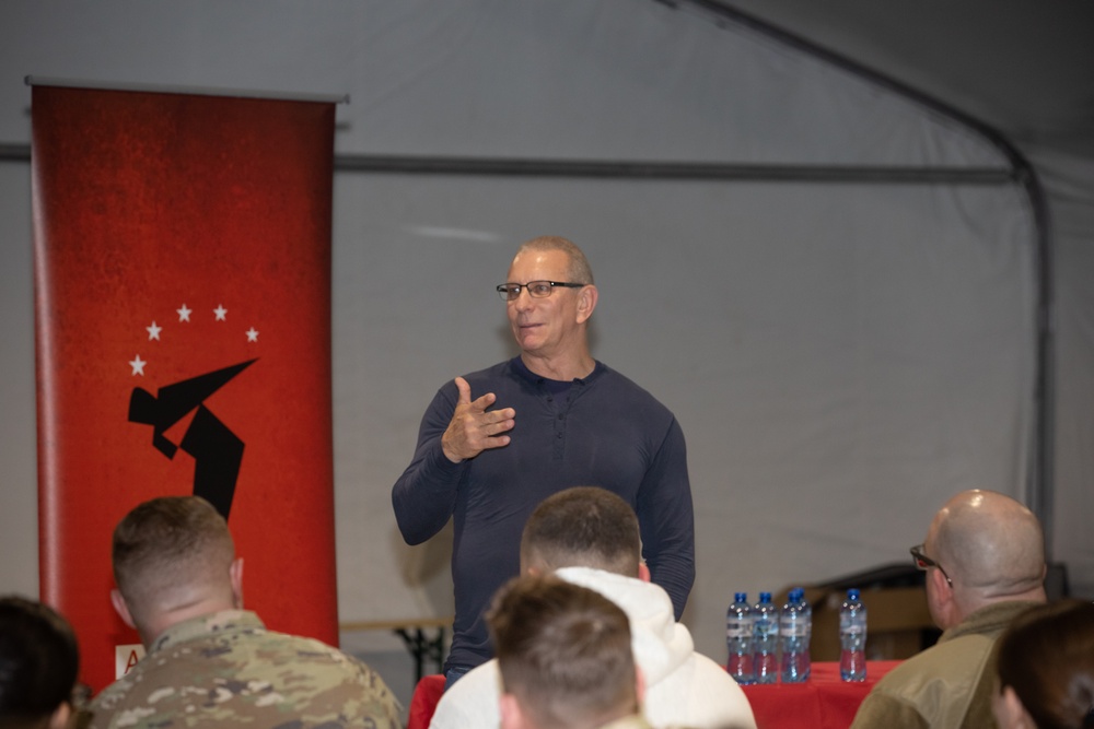Robert Irvine Visits 4th Inf. Div. Soldiers