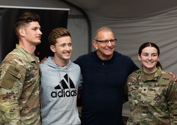 Robert Irvine Visits 4th Inf. Div. Soldiers