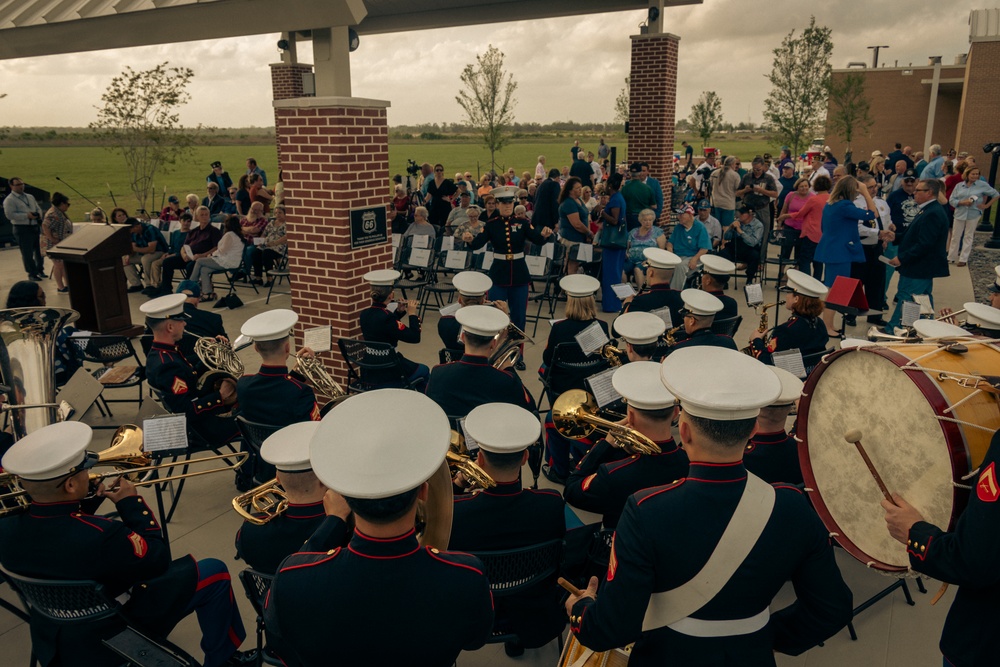 Marine Forces Reserve Band Performs at St. Charles Veterans Memorial Plaza Ribbon Cutting Ceremony