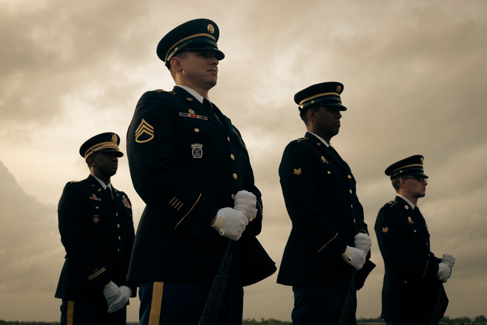 Marine Forces Reserve Band Performs at St. Charles Veterans Memorial Plaza Ribbon Cutting Ceremony