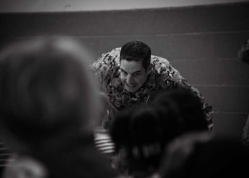Mayport Skipper Visits Local Elementary