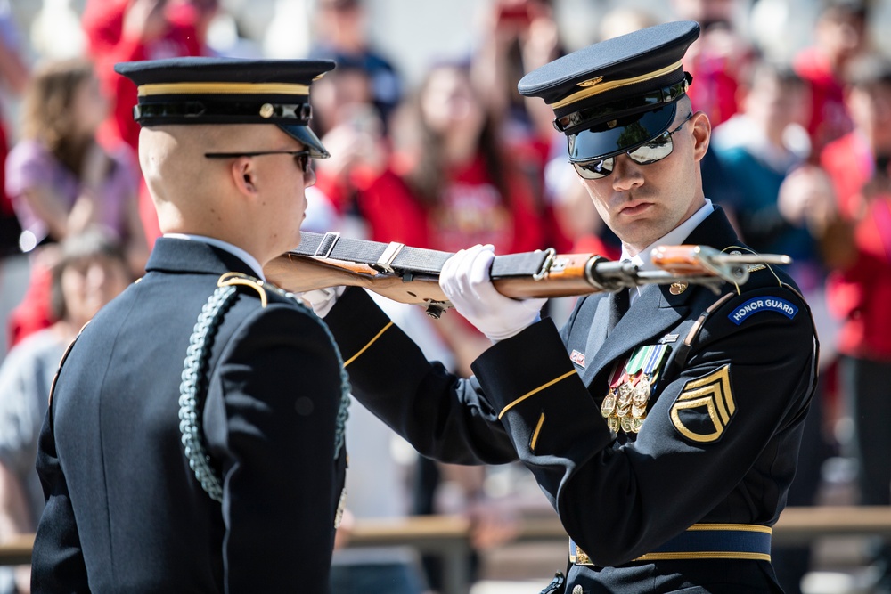 Members of the American Battlefield Monuments Commission (ABMC) Visit Arlington National Cemetery