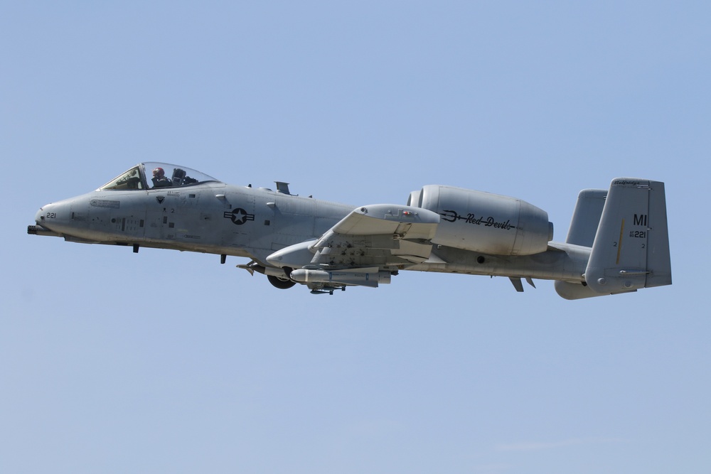 Final flight for A-10 pilot