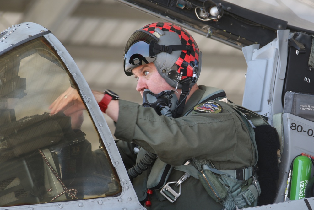 Final flight for A-10 pilot