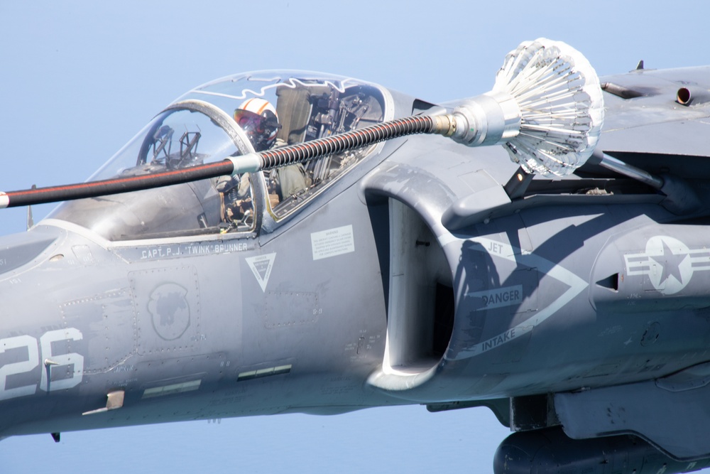 Sky High: VMGR-252 refuels VMA-223