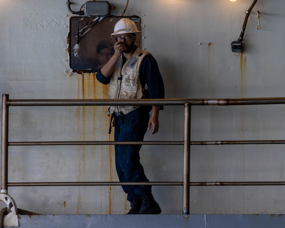 USS Bataan conducts well deck operations