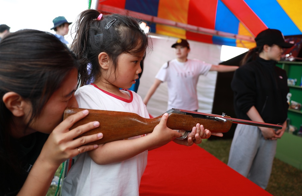 Friendship Half-Marathon, Hawaiian Festival held at Sagami Depot, Japan