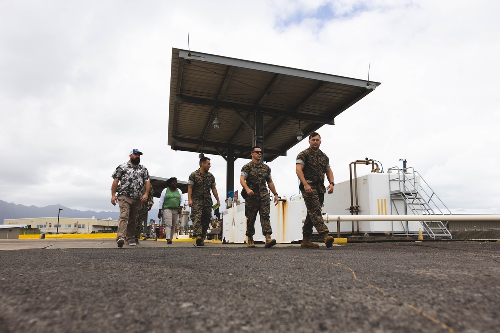 Fuels Services Division Conducts a PQS Demonstration