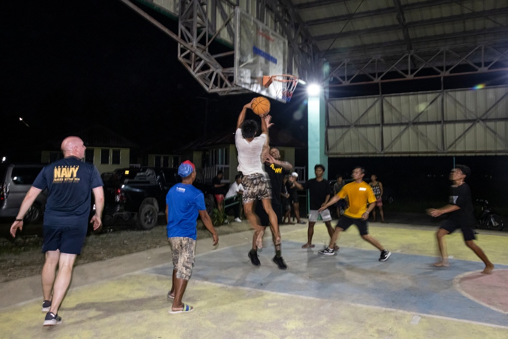 Basketball Tournament between U.S. service members and Philippine Navy