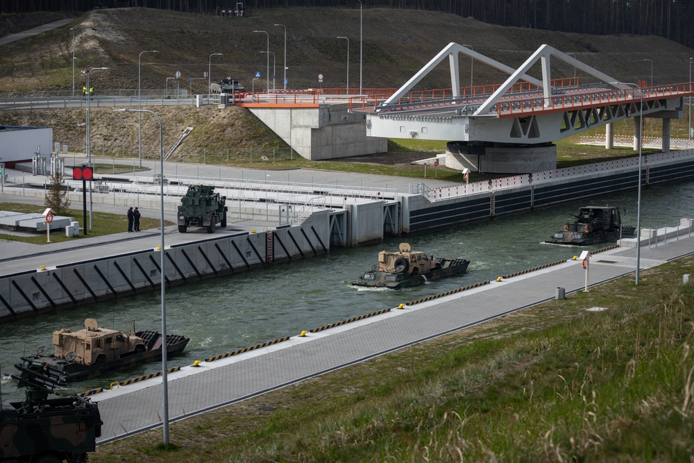 Polish and U.S. Forces Showcase Poland’s Powerful Land, Air and Sea Capabilities in Exercise Zalew 23