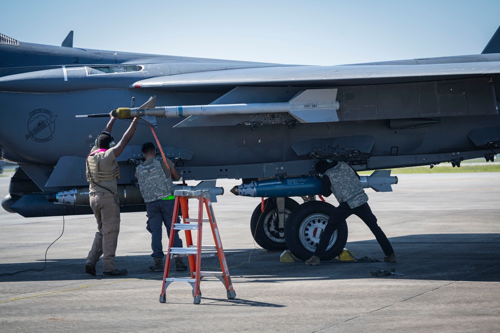 Airmen, Marines participate in Exercise Southern Strike