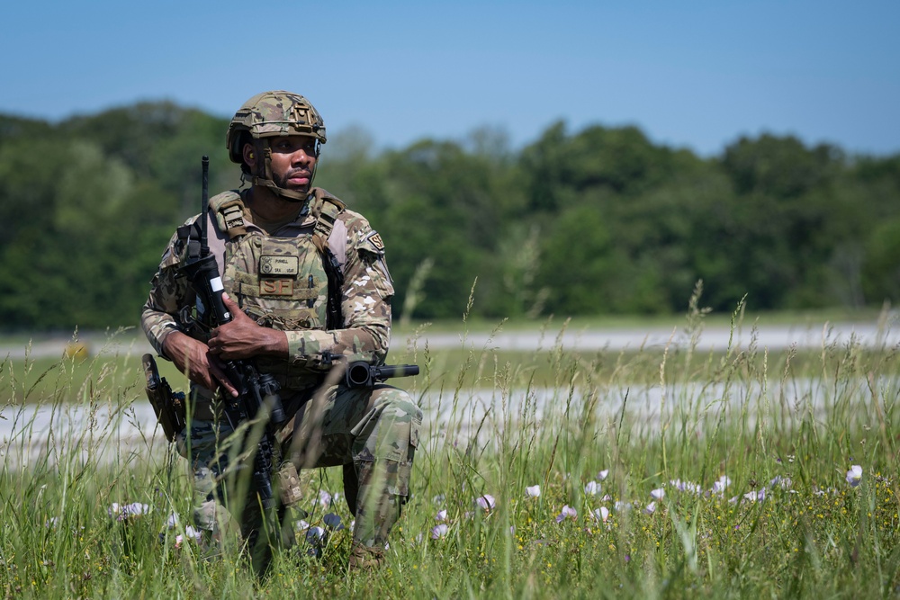 Airmen, Marines participate in Exercise Southern Strike