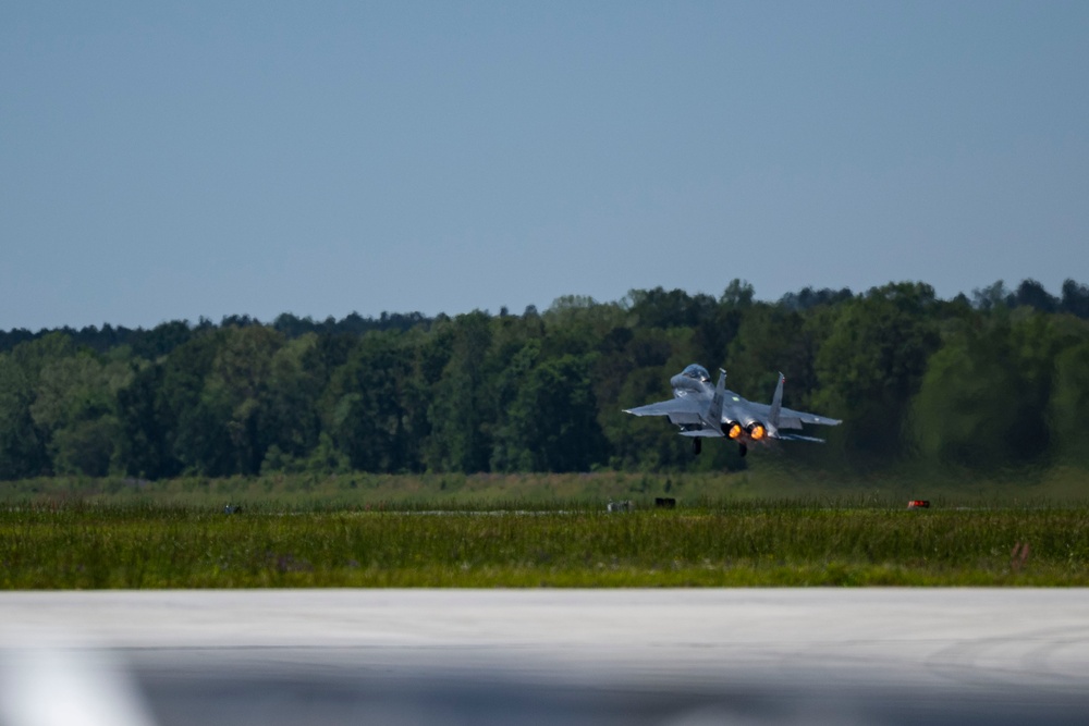 Airmen, Marines participate in Exercise Southern Strike