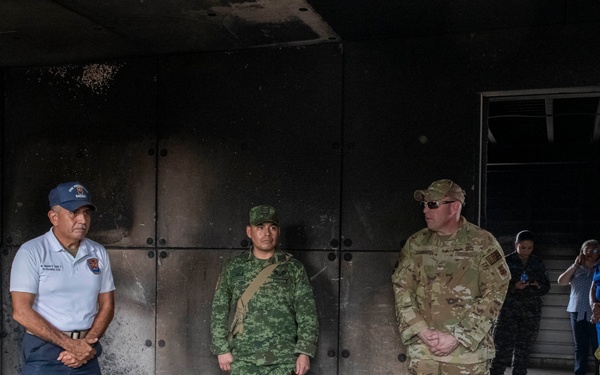 Honduras MoD, foreign attaches visit Soto Cano