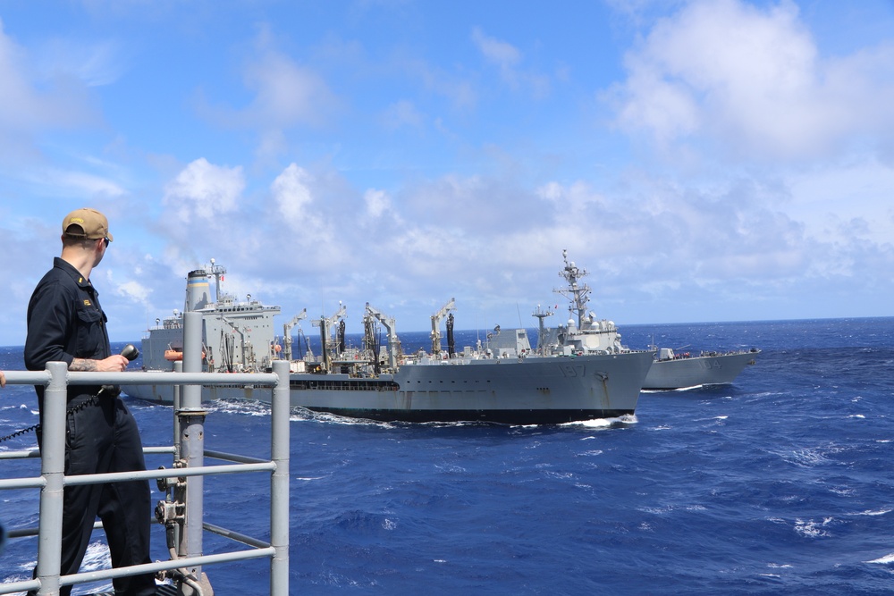 USS Princeton (CG 59) Conducts Replenishment-at-Sea with USNS Pecos (T-AO 197)