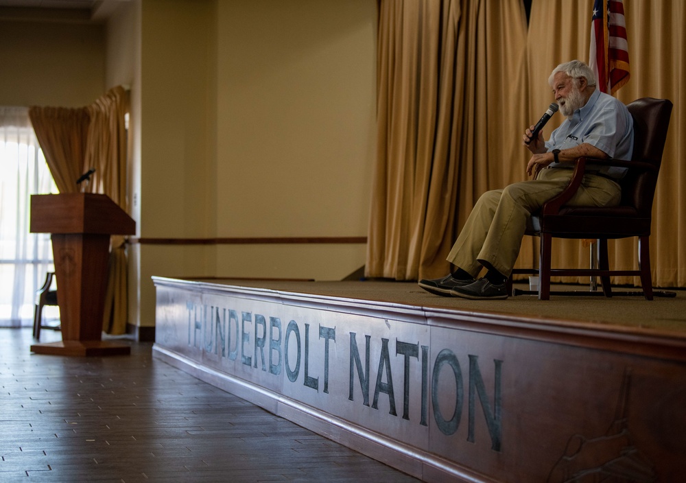Holocaust survivor Werner Salinger visits Luke AFB