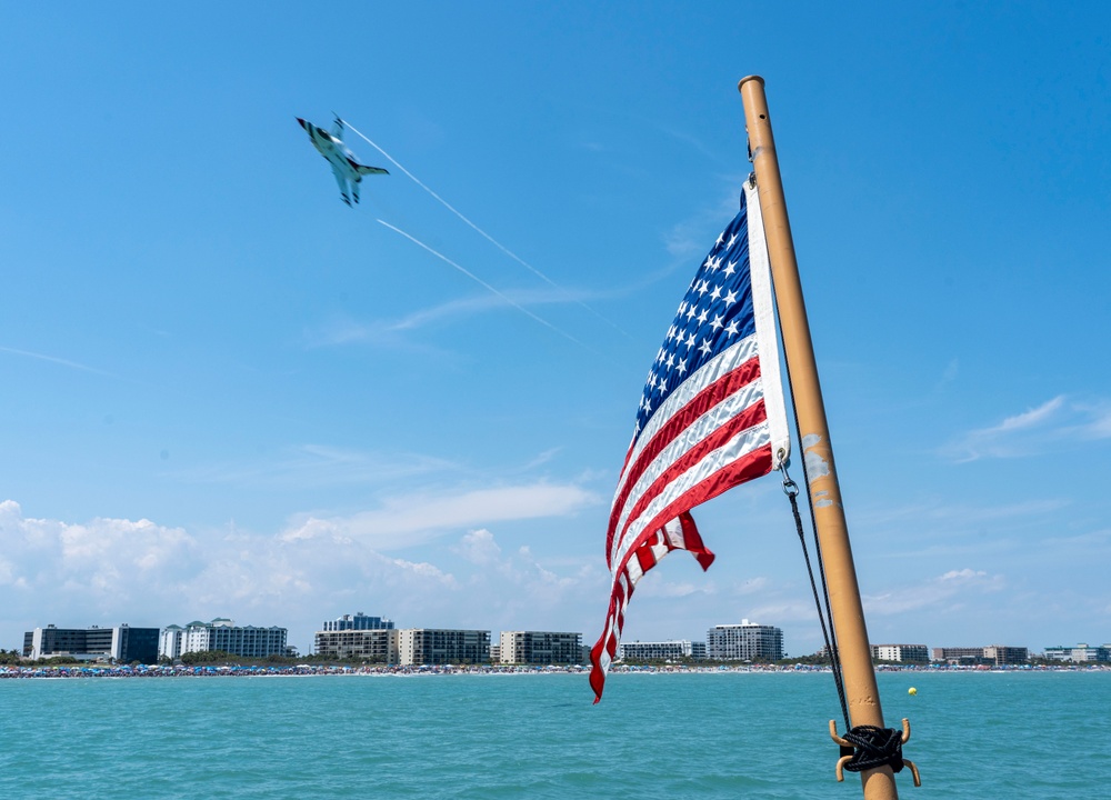 Thunderbirds perform at Cocoa Beach