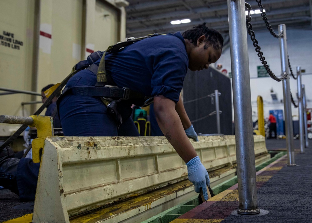 Daily Operations Aboard USS George H.W. Bush (CVN 77)