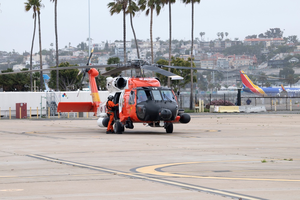 Coast Guard Air Station San Diego aircrew deploys for mission