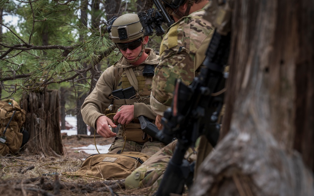 DVIDS - Images - Luke EOD trains at Camp Navajo: Day 3 [Image 4 of 20]