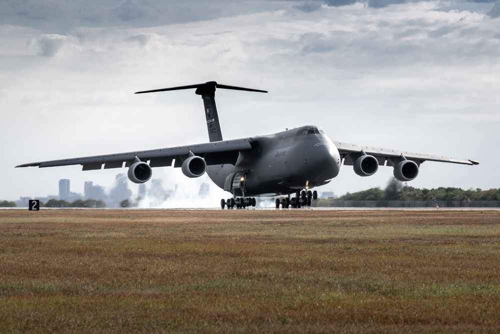 Dover C-5 lands at MacDill AFB