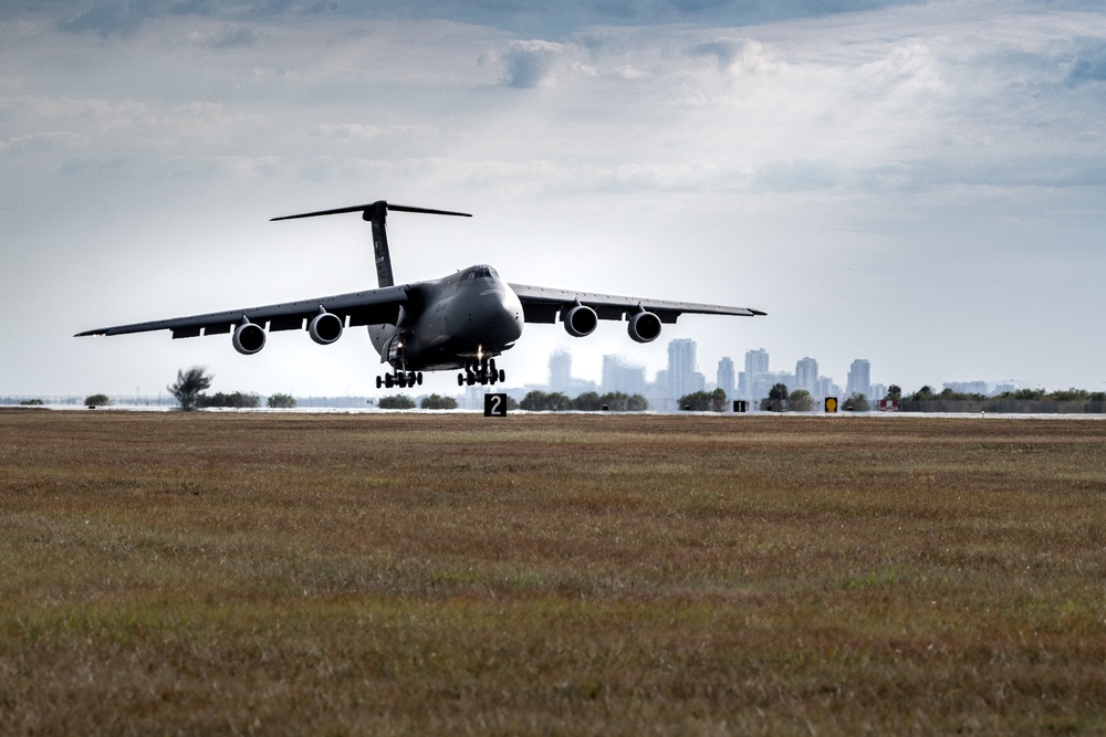 Dover C-5 lands at MacDill AFB