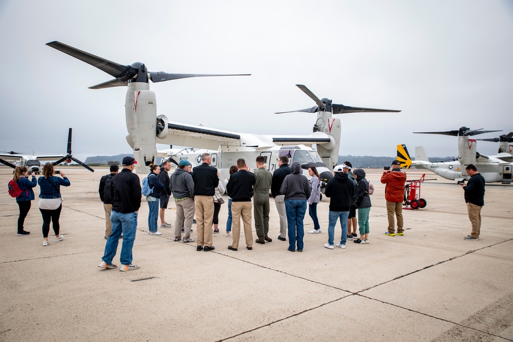 Navy Talent Acquisition Group Golden Gate and Nashville Tour VRM-30