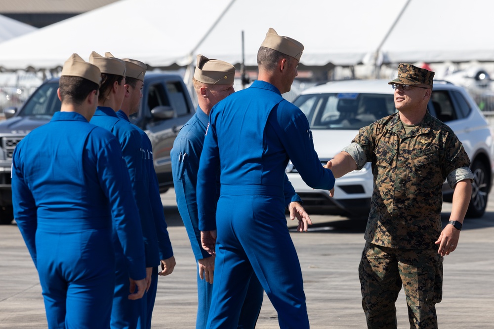 Blue Angels land at MCAS Beaufort